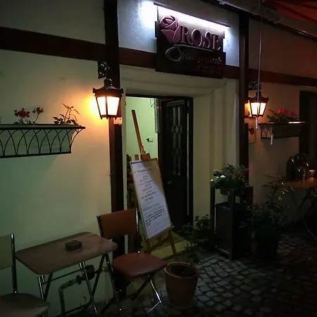 منزل للإقامة Rose Cafe سفيريهيسار